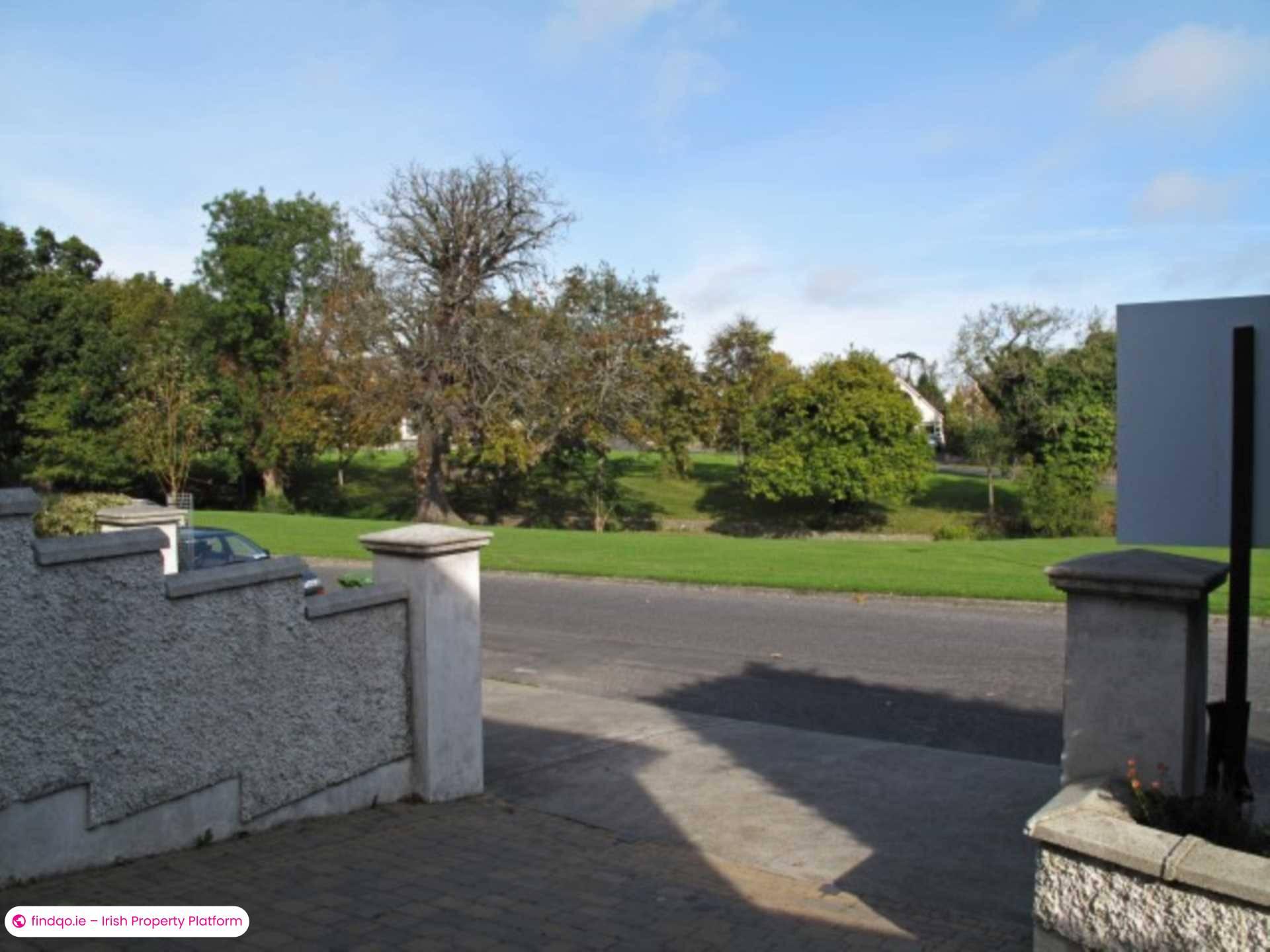 Detached house for Sale in Dublin 18