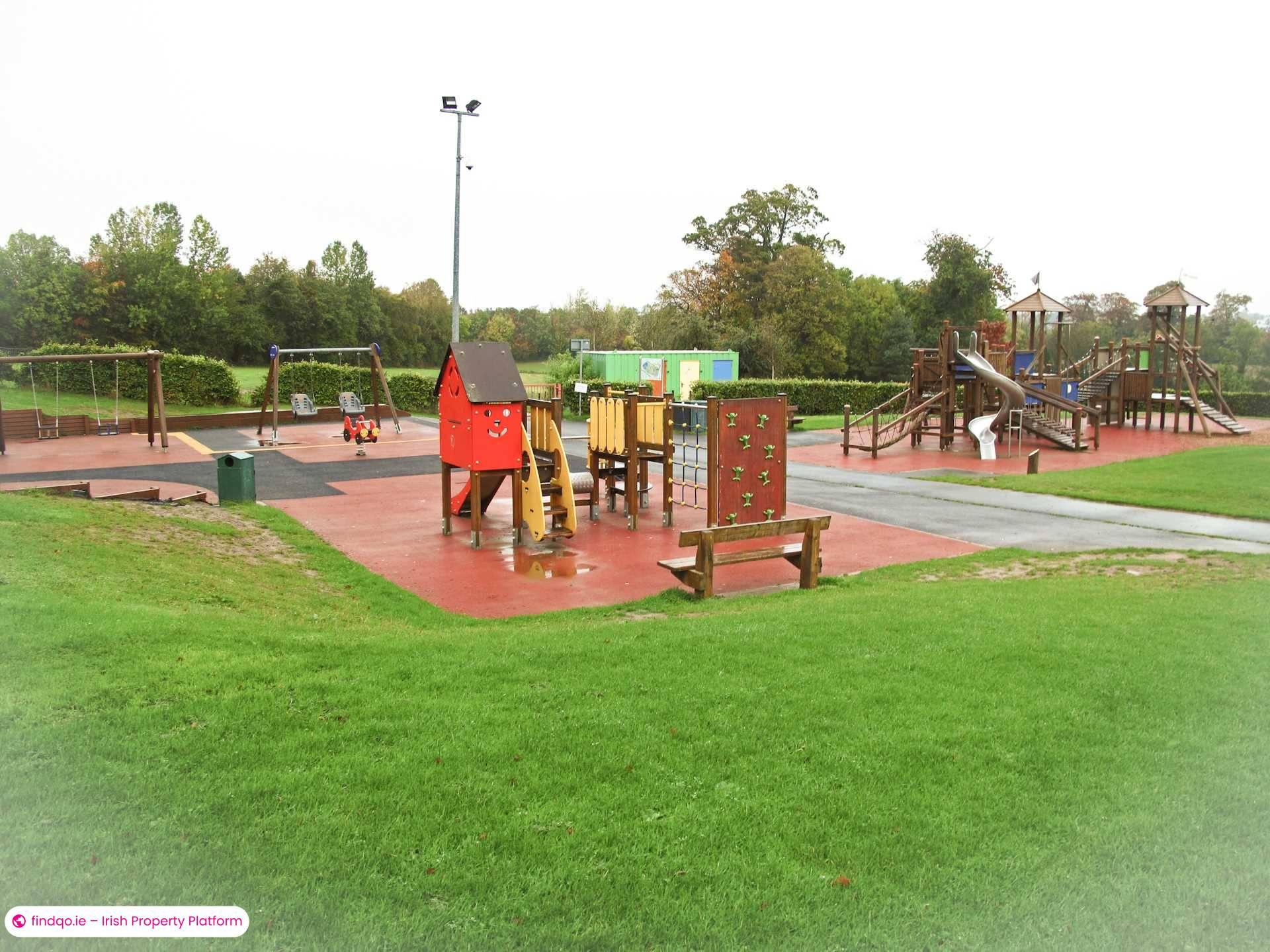 Detached house for Sale in Dublin 18