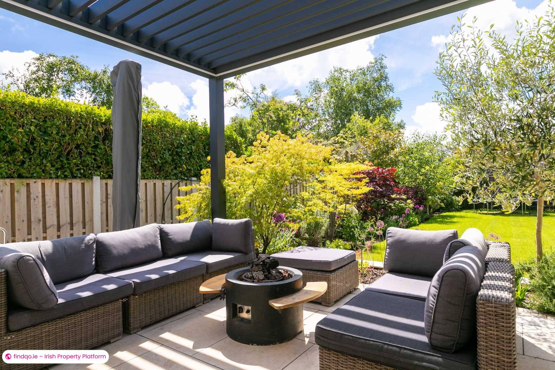 Detached house for Sale in Dublin 18