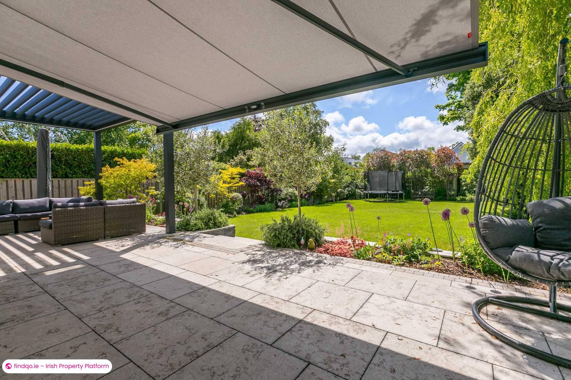 Detached house for Sale in Dublin 18