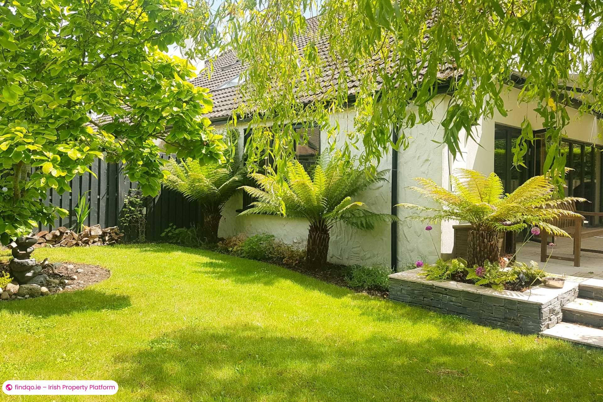 Detached house for Sale in Dublin 18