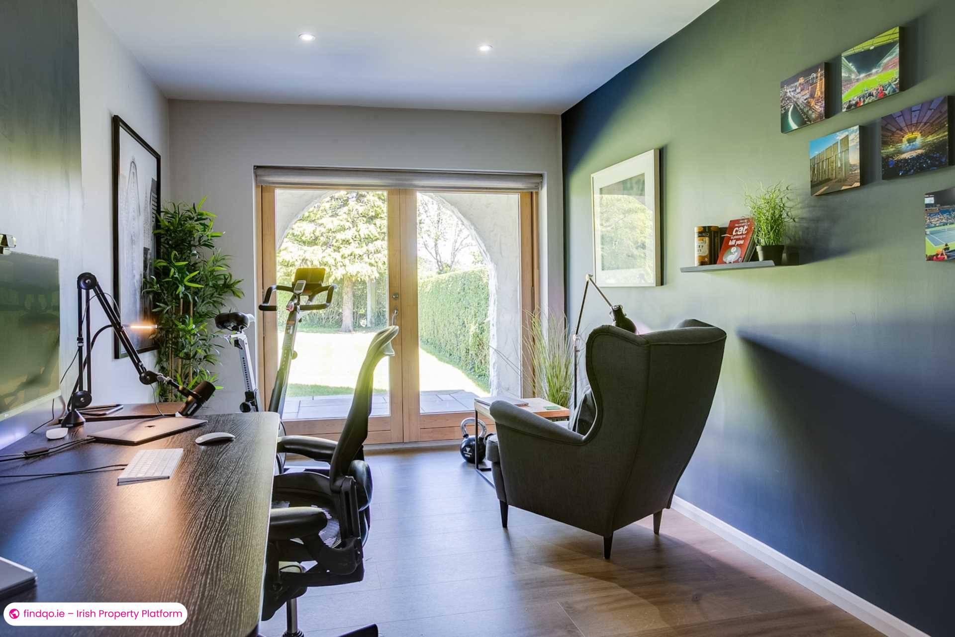 Detached house for Sale in Dublin 18