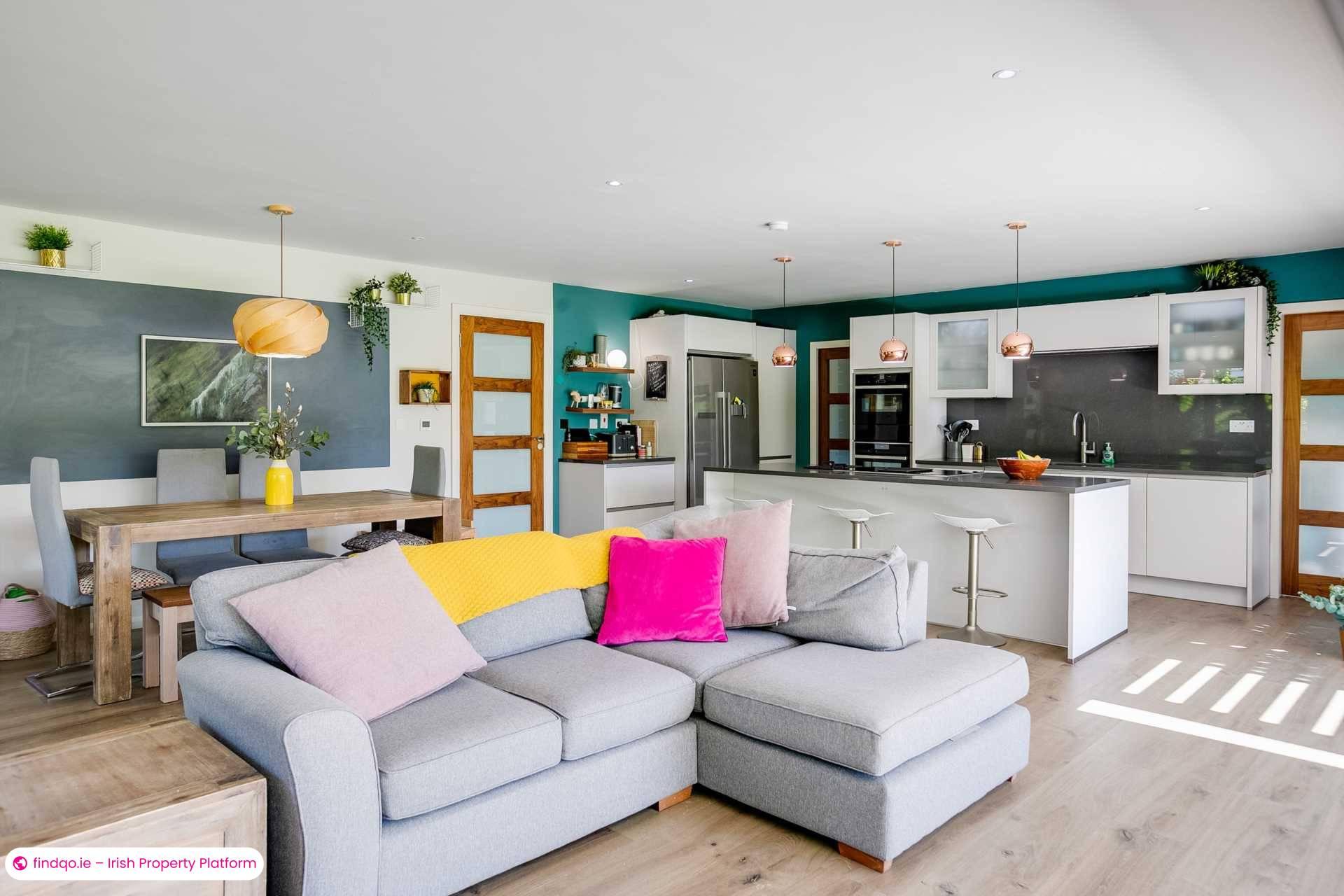 Detached house for Sale in Dublin 18