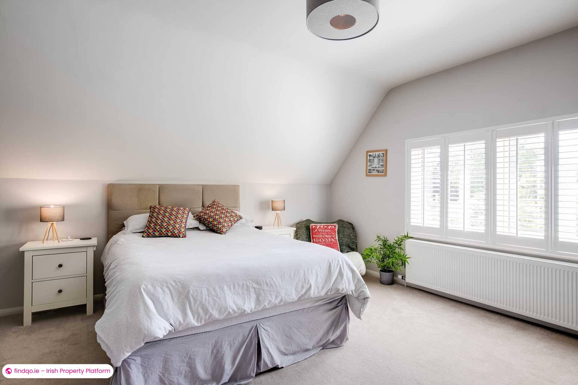 Detached house for Sale in Dublin 18