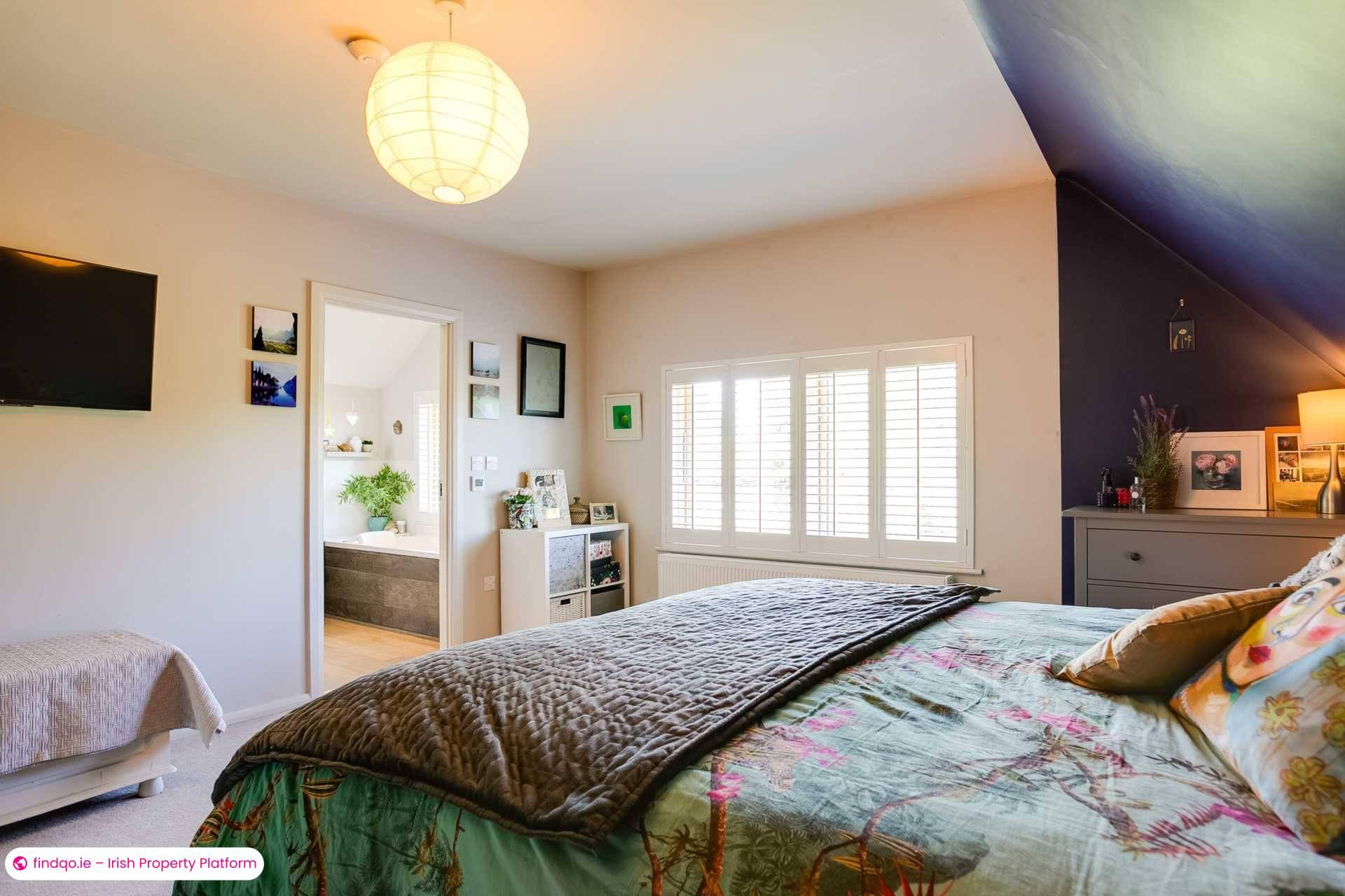 Detached house for Sale in Dublin 18