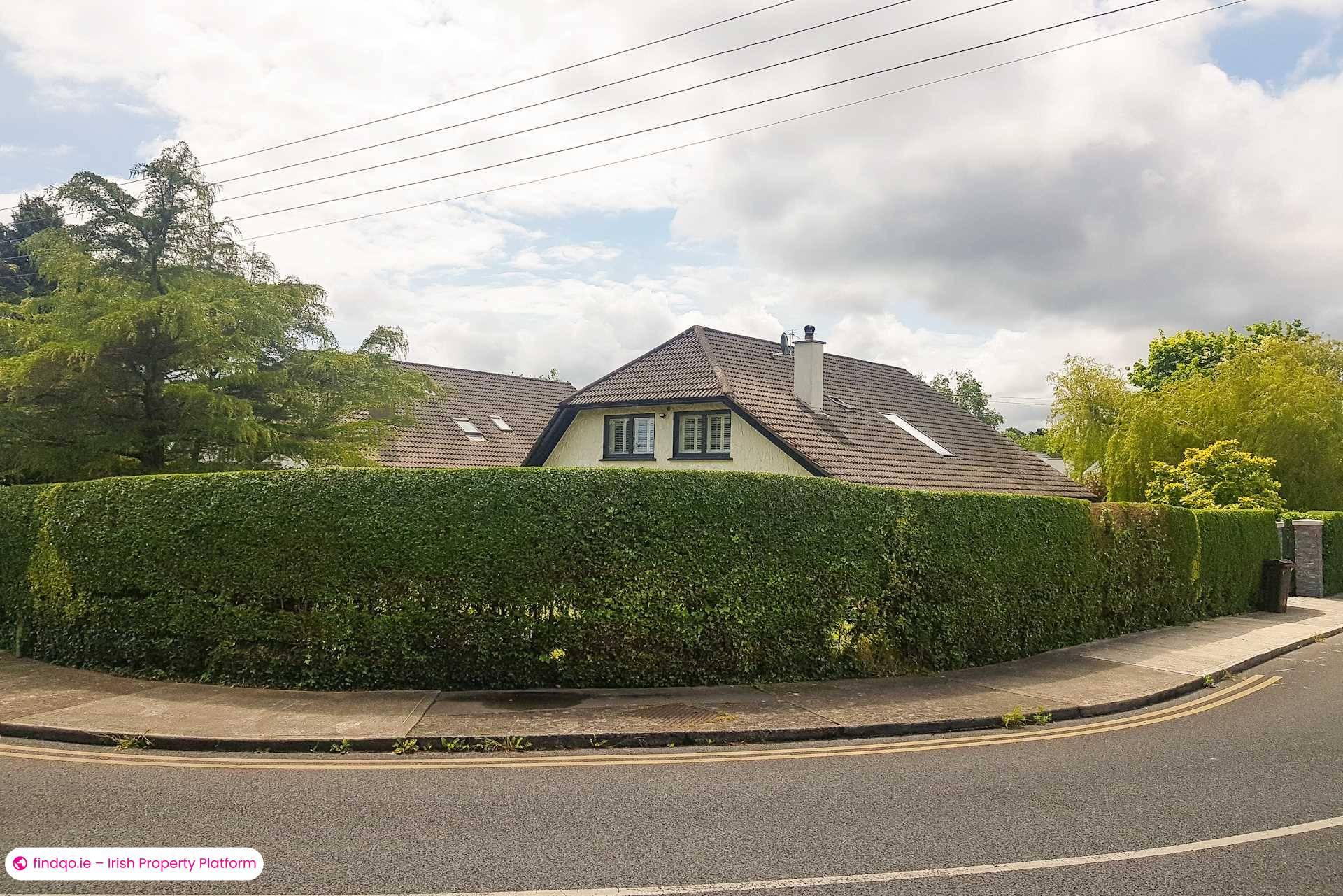 Detached house for Sale in Dublin 18