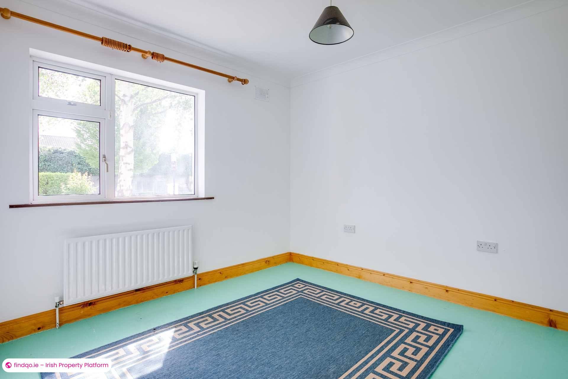 Bungalow for Sale in Dublin 18