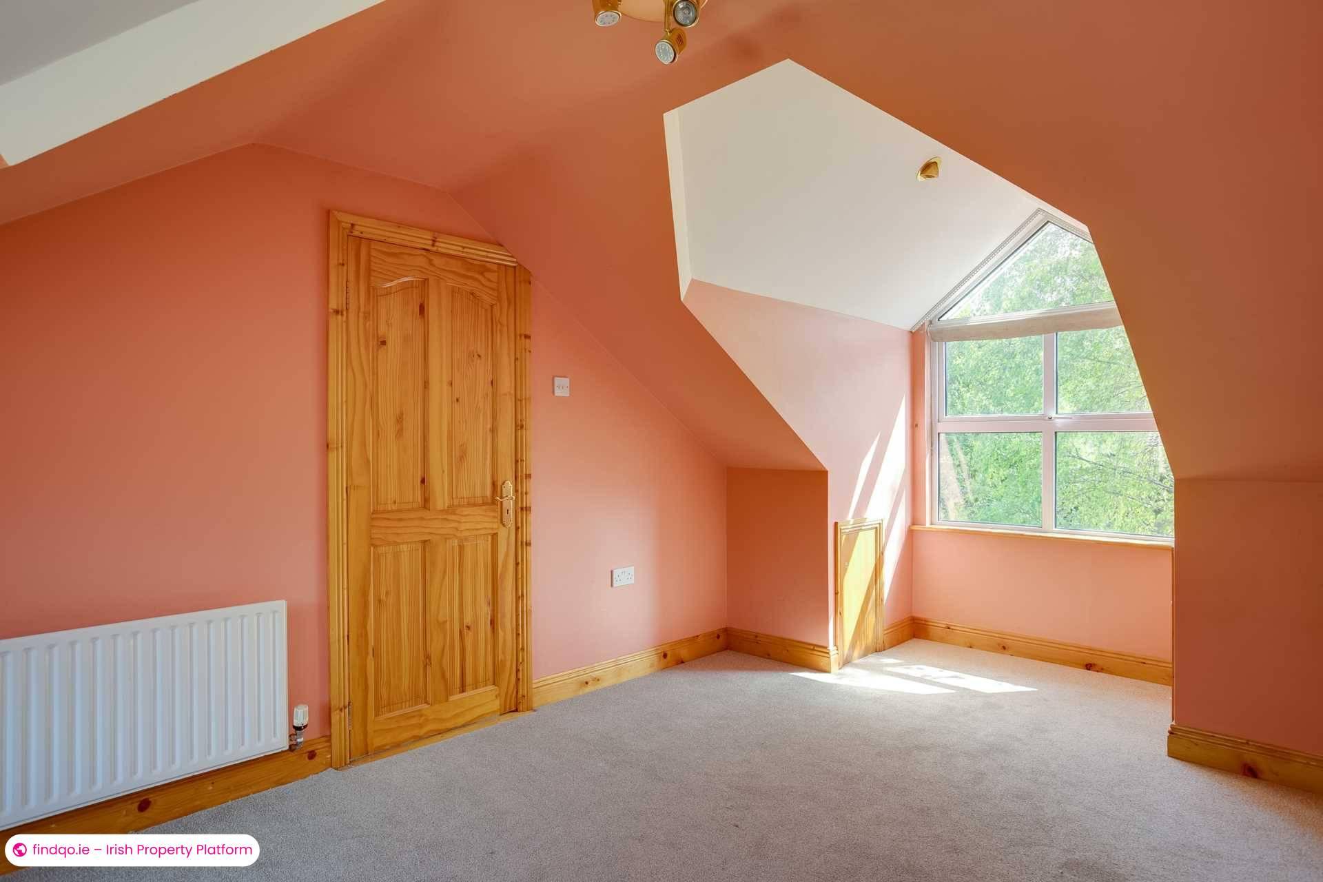 Bungalow for Sale in Dublin 18