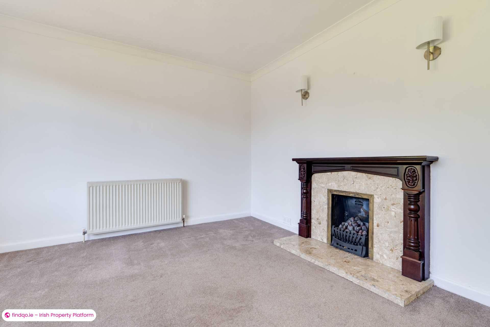 Semi-detached house for Sale in Stillorgan, Dublin (County)