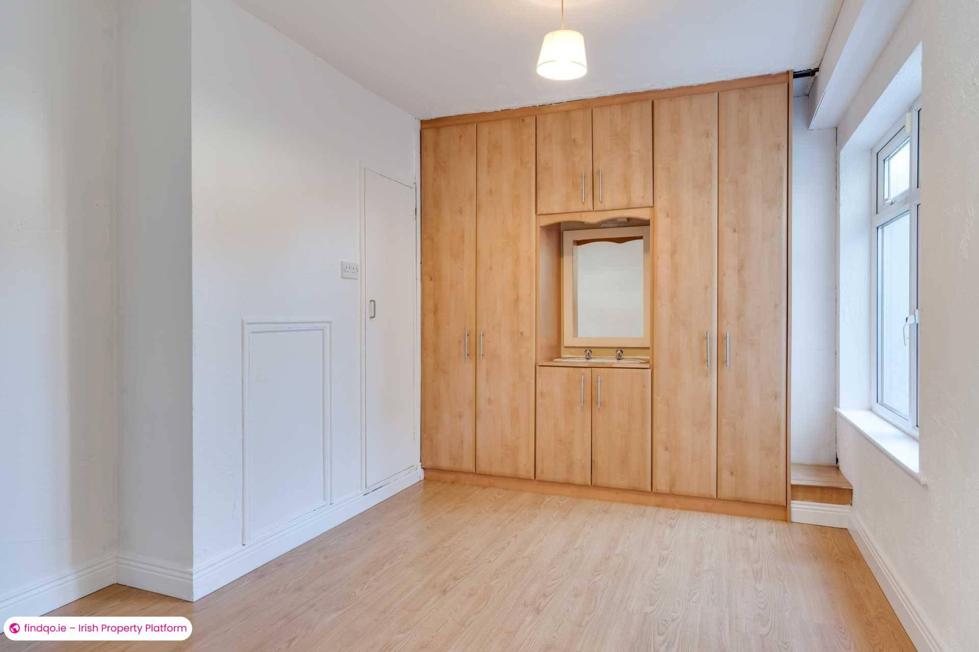 Semi-detached house for Sale in Stillorgan, Dublin (County)