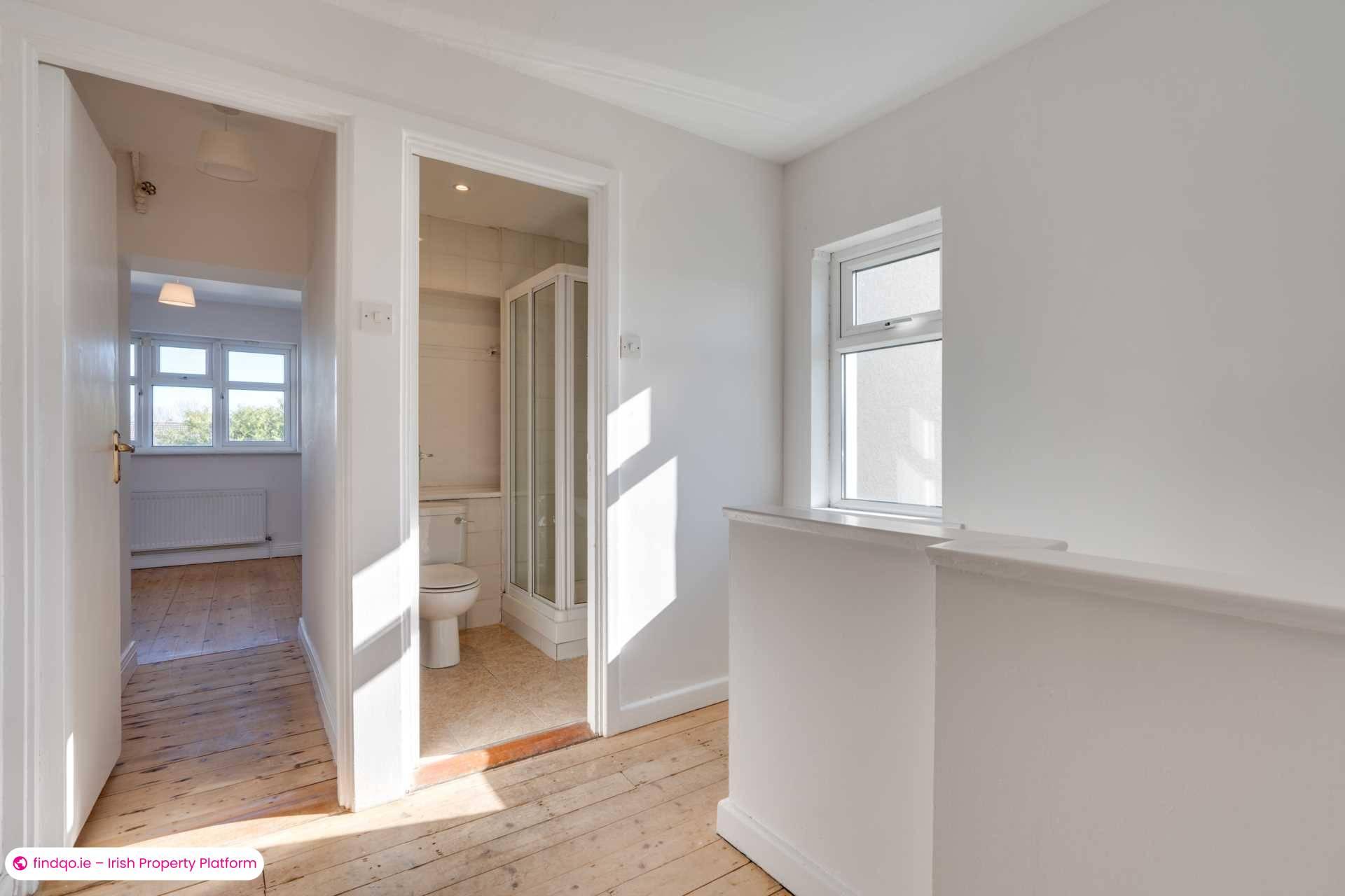 Semi-detached house for Sale in Stillorgan, Dublin (County)