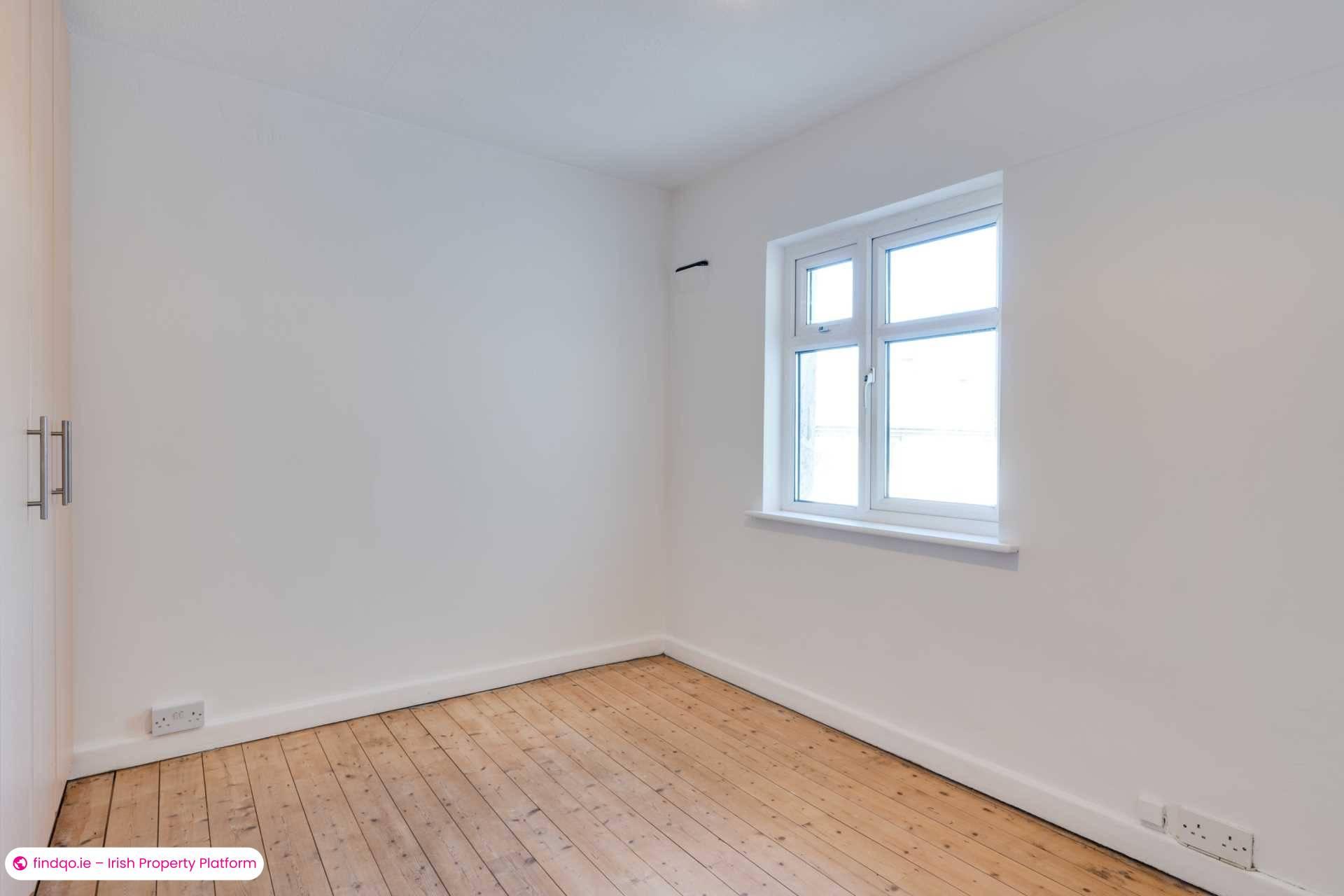 Semi-detached house for Sale in Stillorgan, Dublin (County)