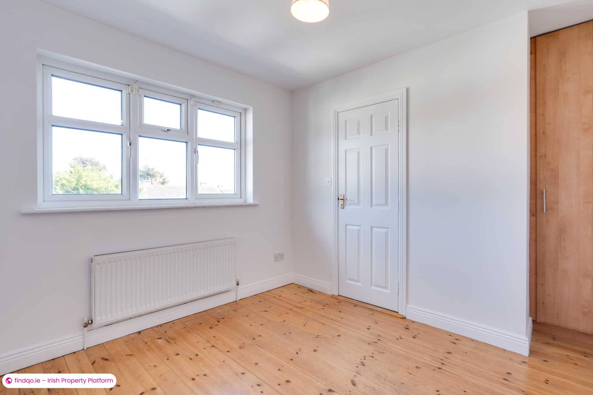 Semi-detached house for Sale in Stillorgan, Dublin (County)