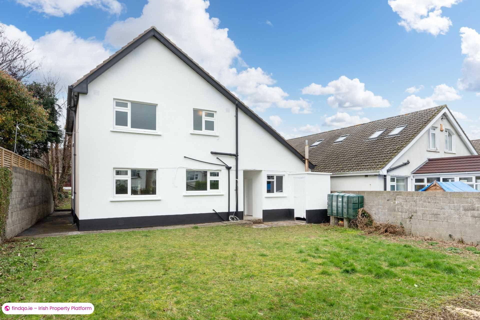 Detached house for Sale in Dublin 18