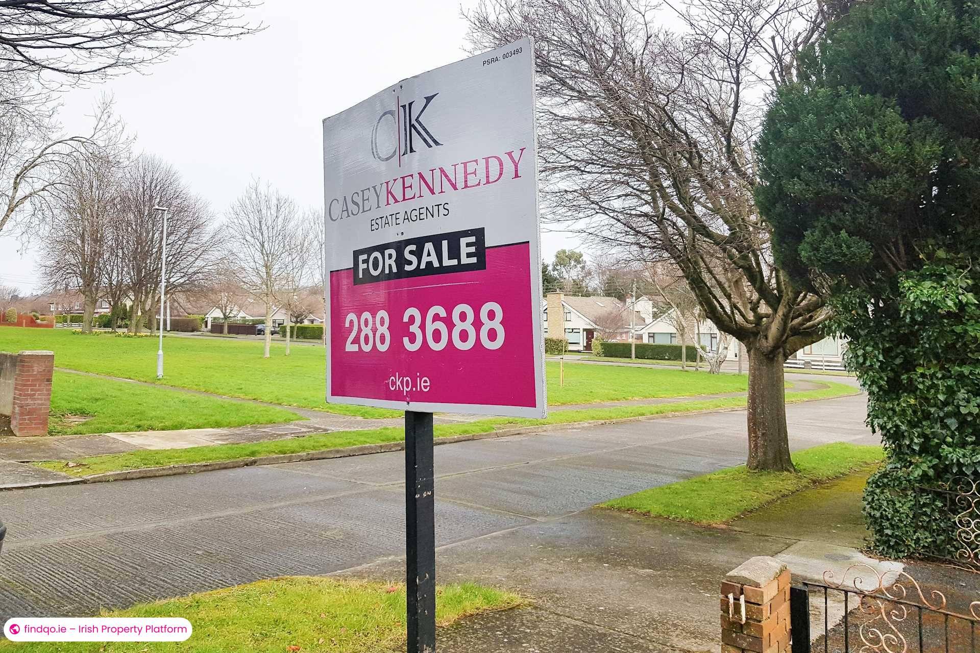 Detached house for Sale in Dublin 18