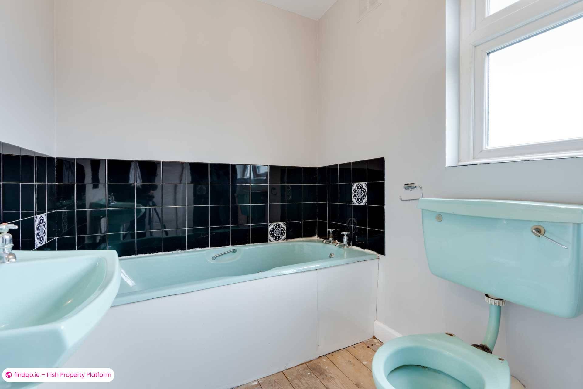 Detached house for Sale in Dublin 18