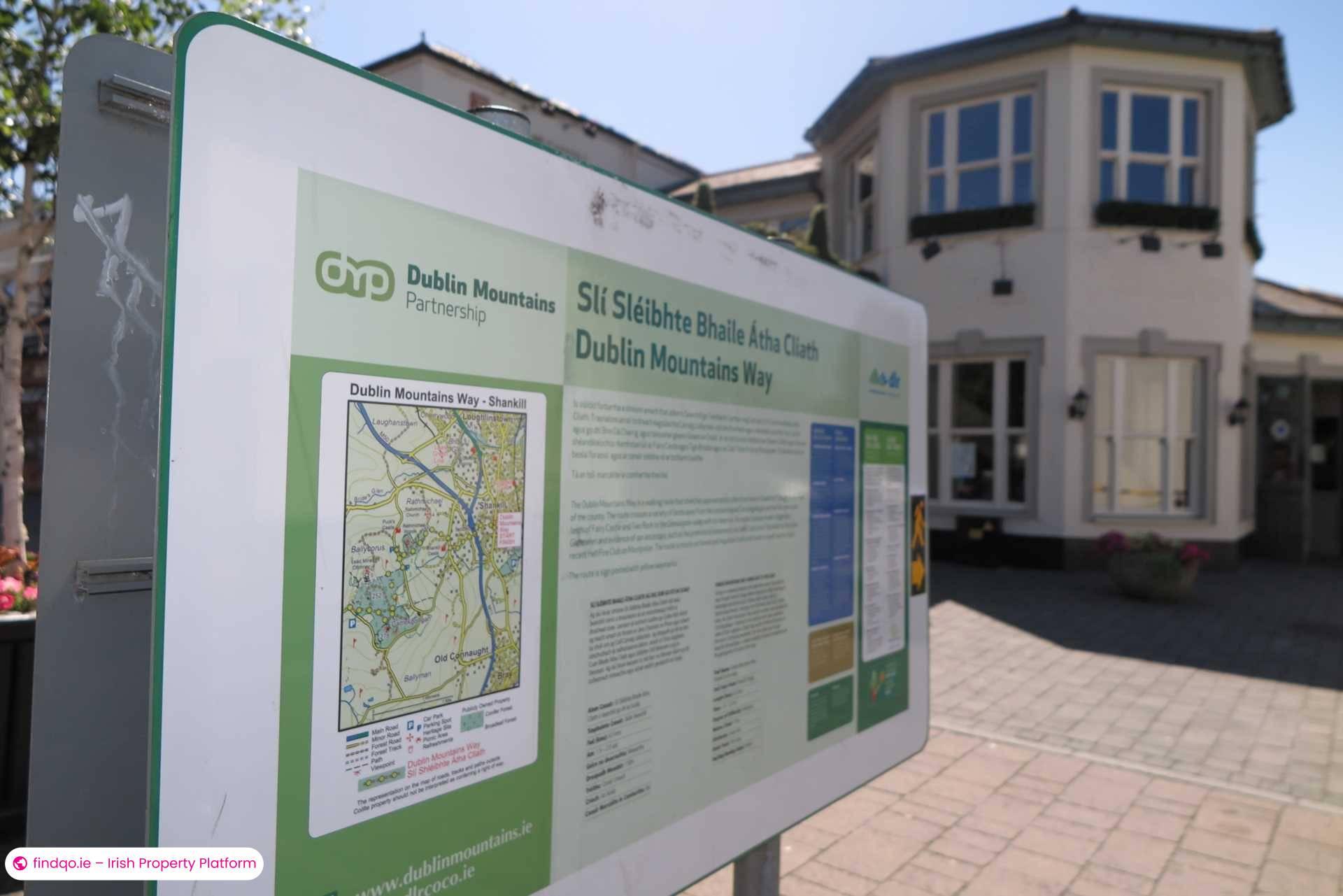 Detached house for Sale in Dublin 18