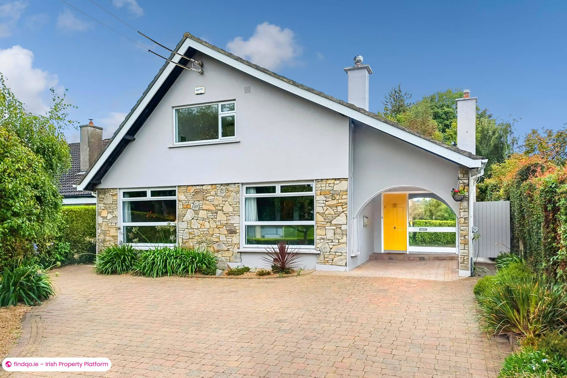 Detached house for Sale in Dublin 18