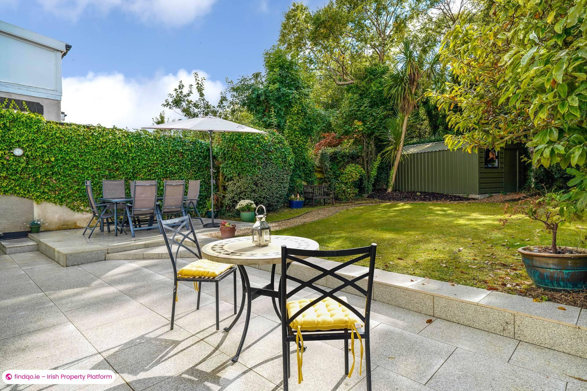 Detached house for Sale in Dublin 18