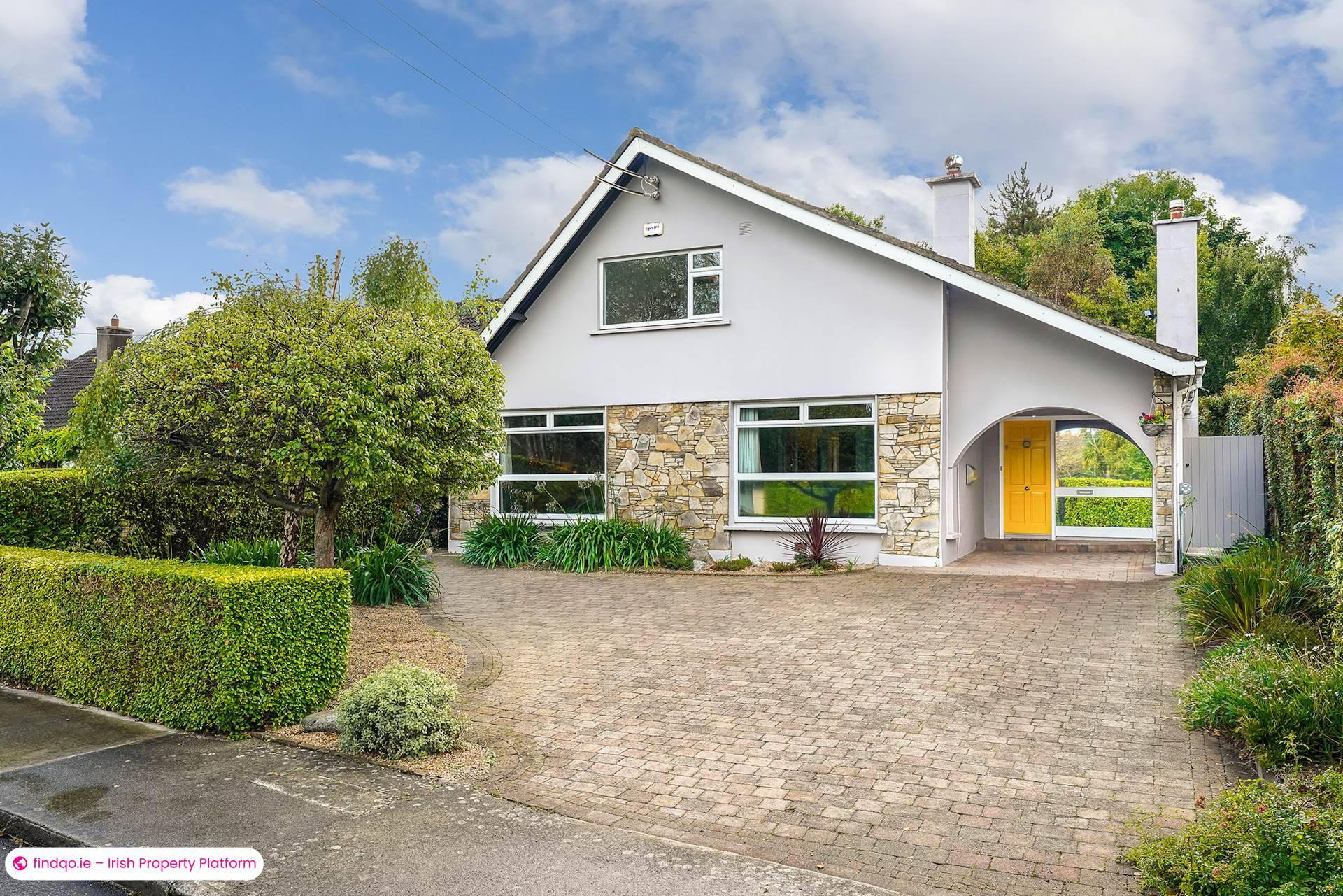 Detached house for Sale in Dublin 18