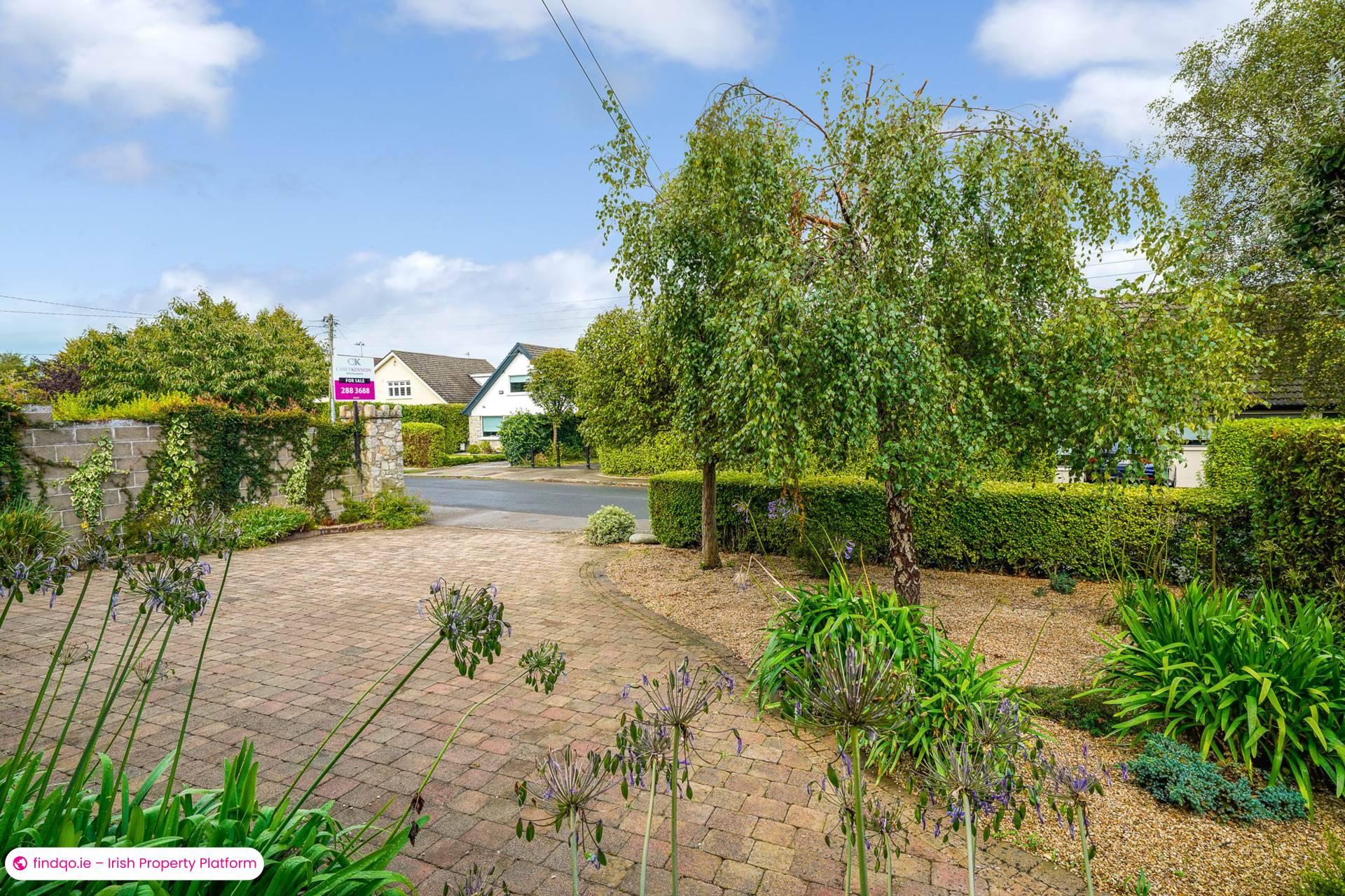 Detached house for Sale in Dublin 18