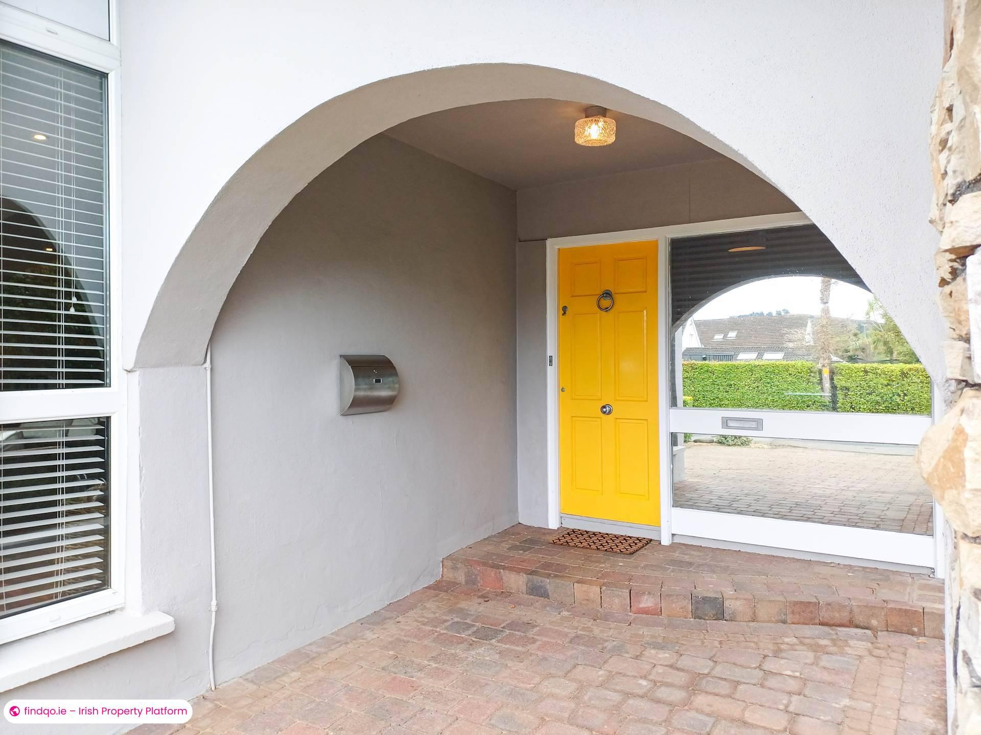 Detached house for Sale in Dublin 18
