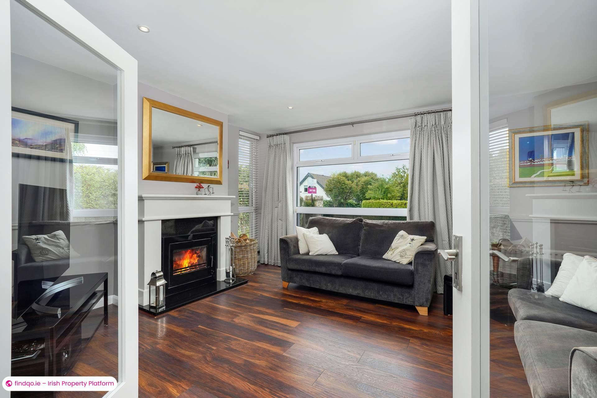 Detached house for Sale in Dublin 18