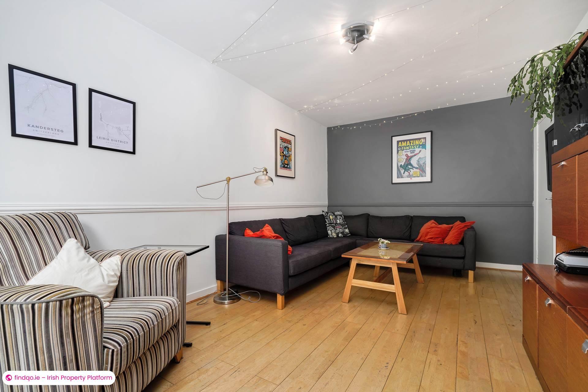 Detached house for Sale in Dublin 18