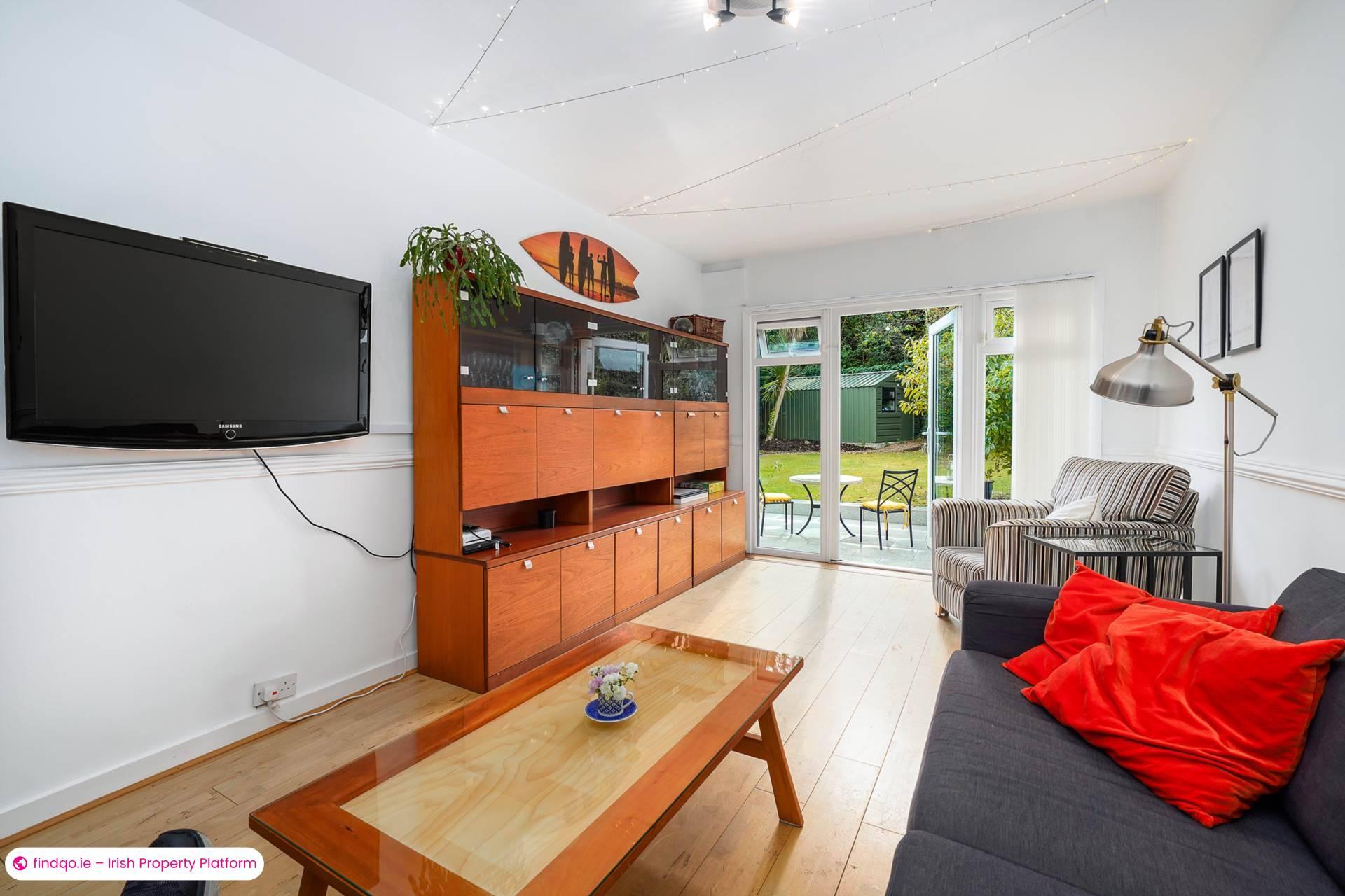 Detached house for Sale in Dublin 18