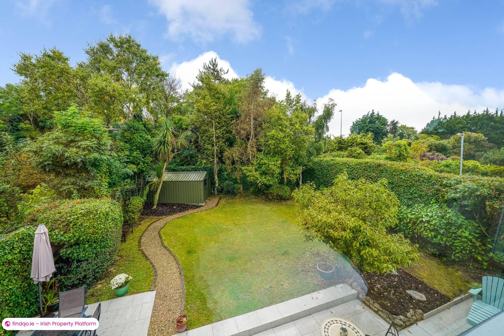 Detached house for Sale in Dublin 18