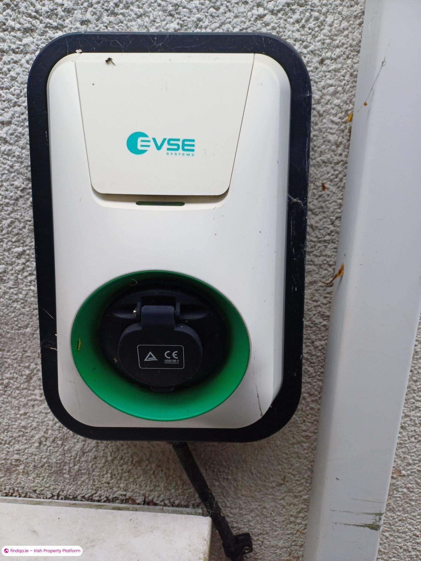 Detached house for Sale in Dublin 18