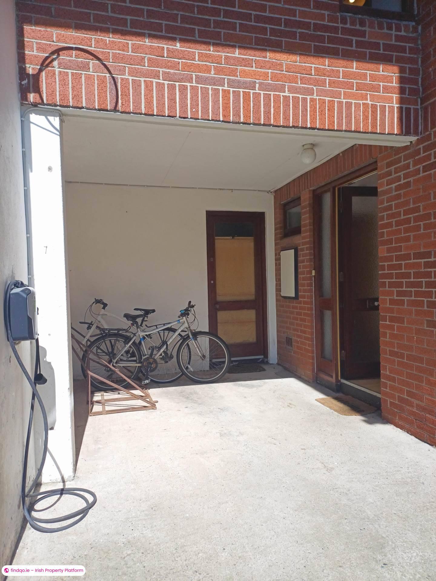 Detached house for Sale in Stillorgan, Dublin (County)