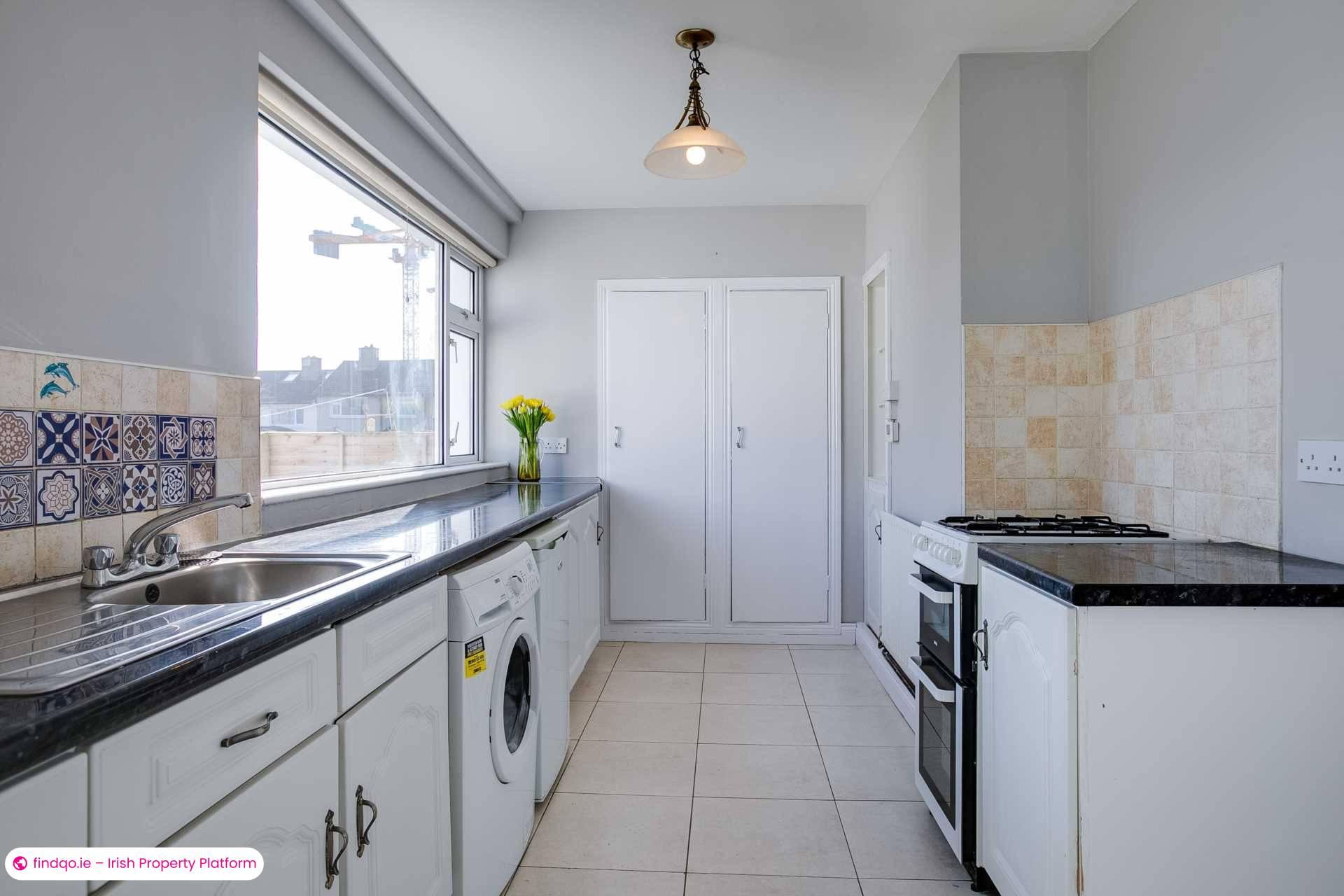 Terraced house for Sale in Stillorgan, Dublin (County)