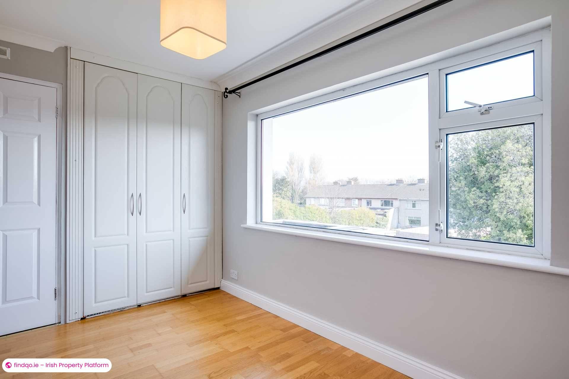 Terraced house for Sale in Stillorgan, Dublin (County)