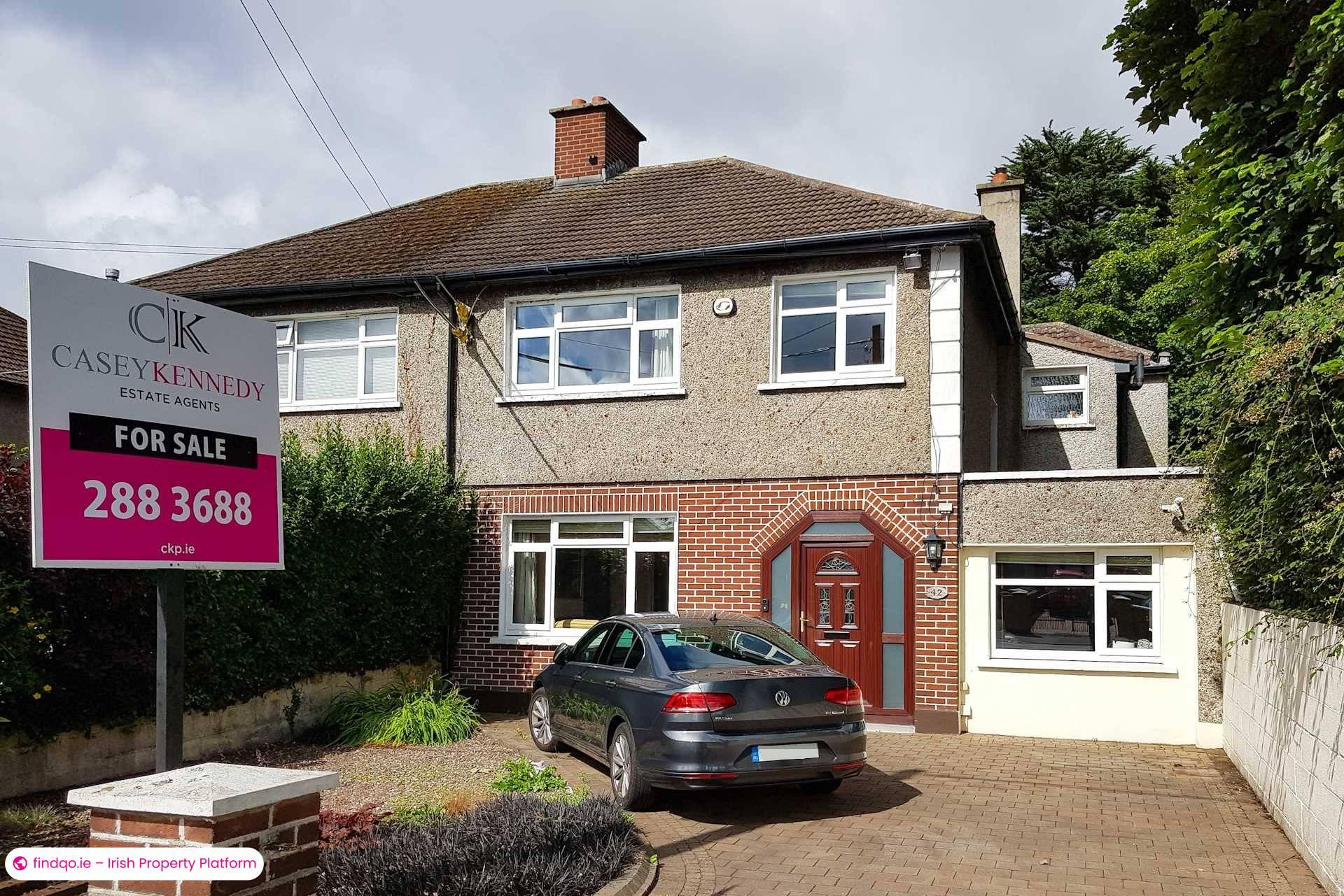 Semi-detached house for Sale in Dublin 11