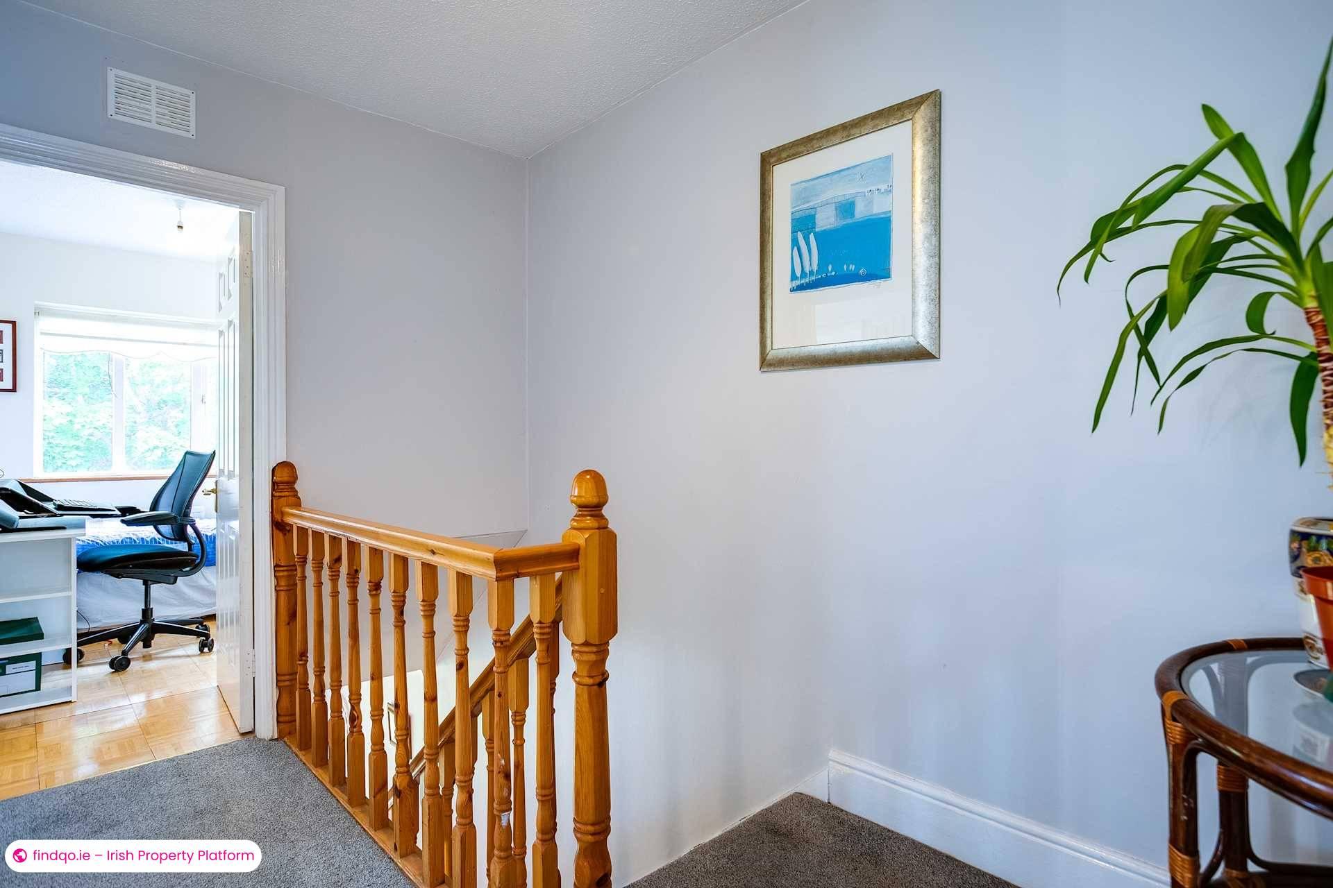 Semi-detached house for Sale in Dublin 18
