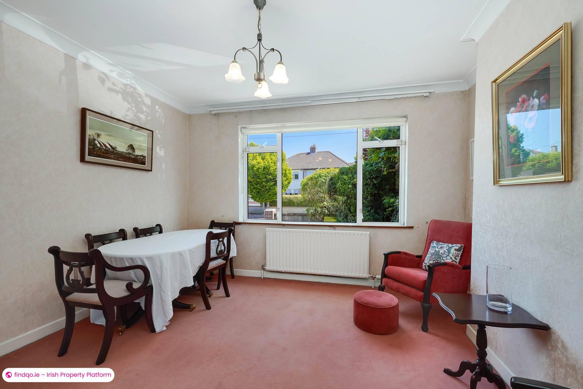 Semi-detached house for Sale in Leopardstown, Dublin 18