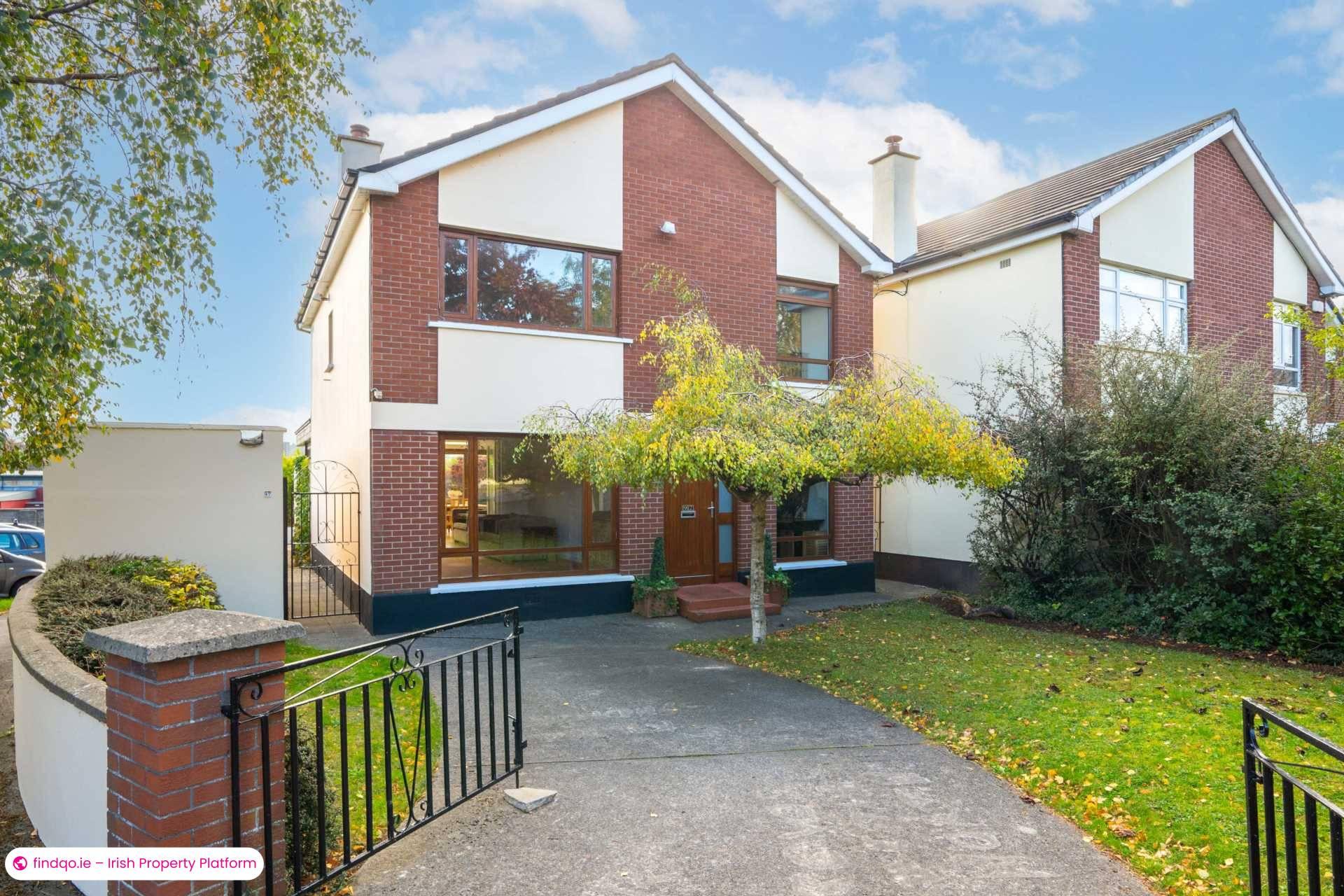 Detached house for Sale in Dublin 14