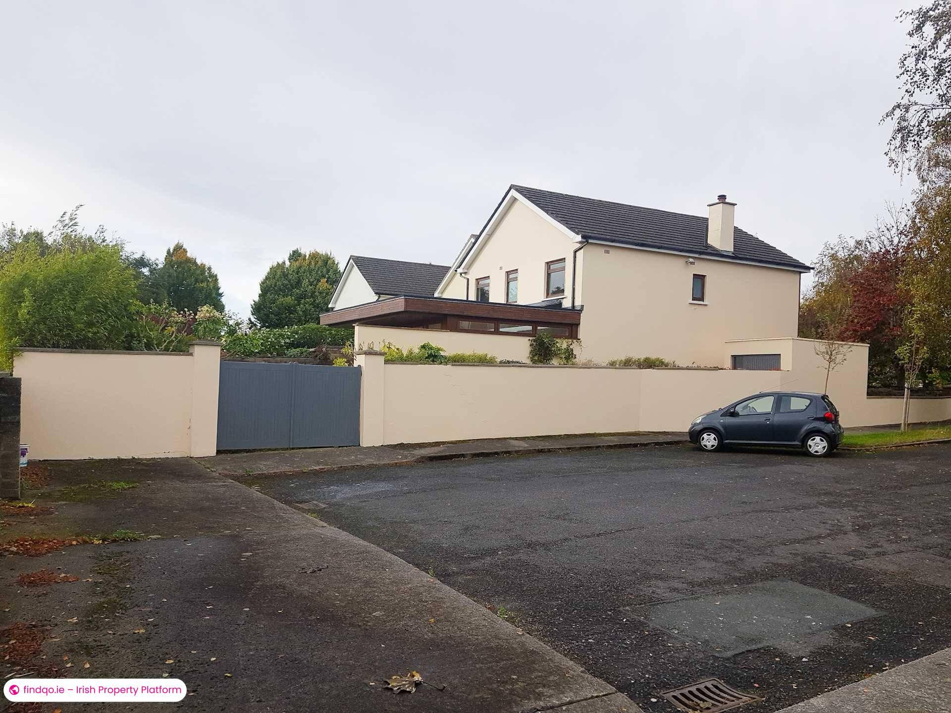 Detached house for Sale in Dublin 14