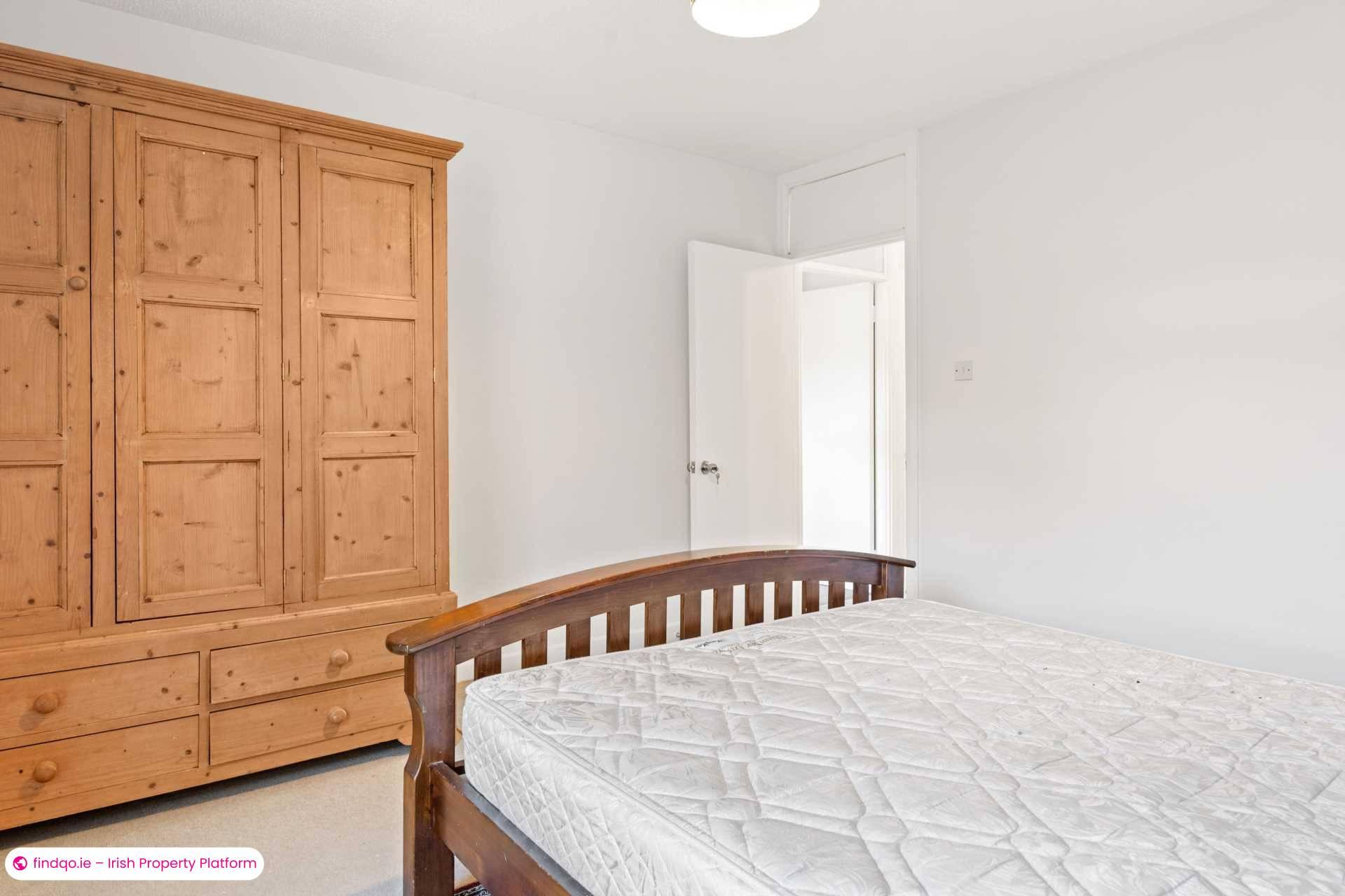 Detached house for Sale in Dublin 14