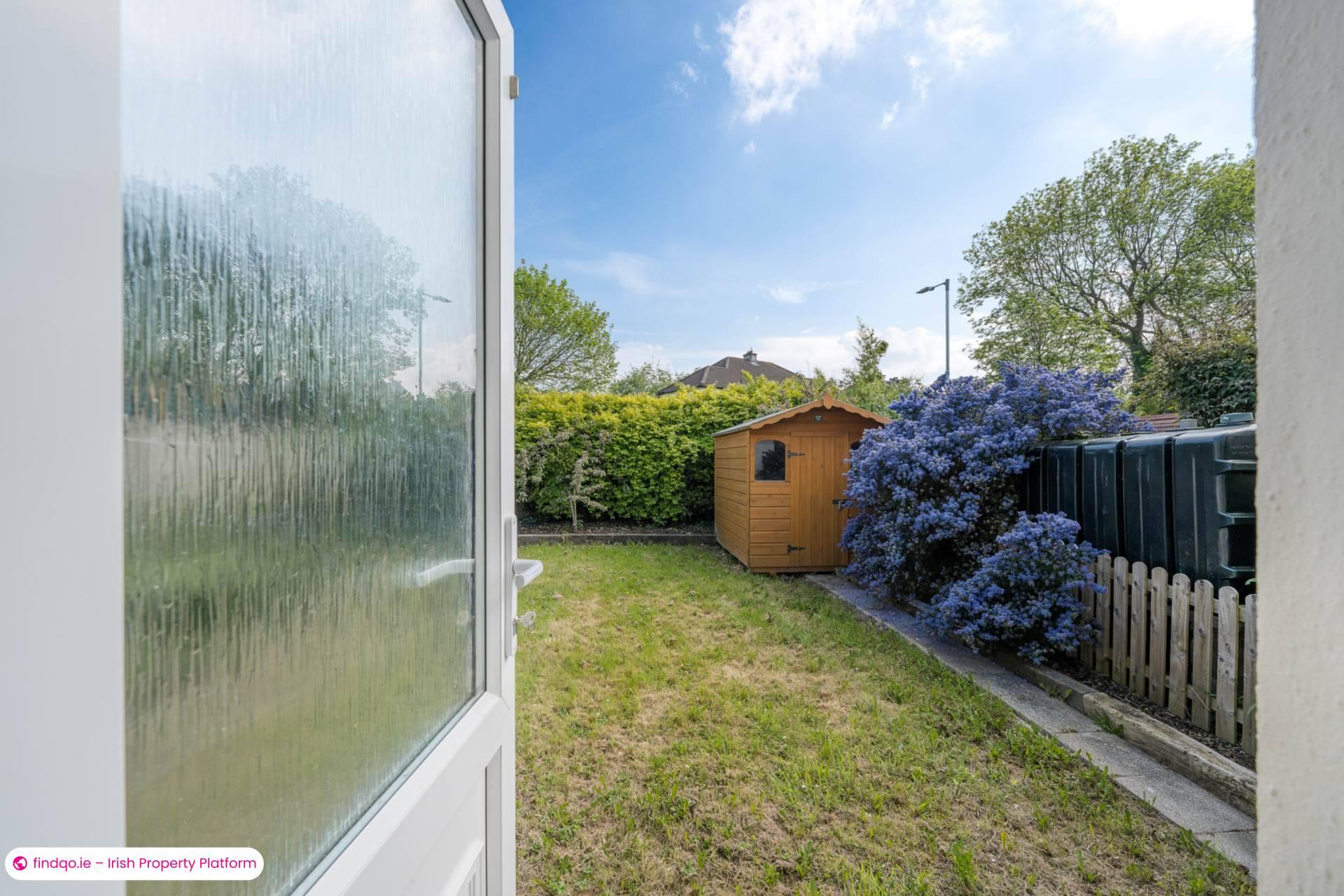 Semi-detached house for Sale in Dublin 16