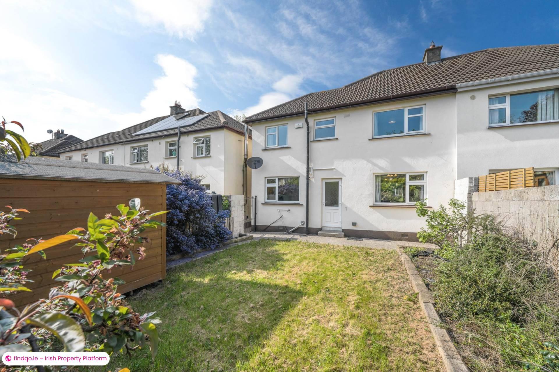 Semi-detached house for Sale in Dublin 16