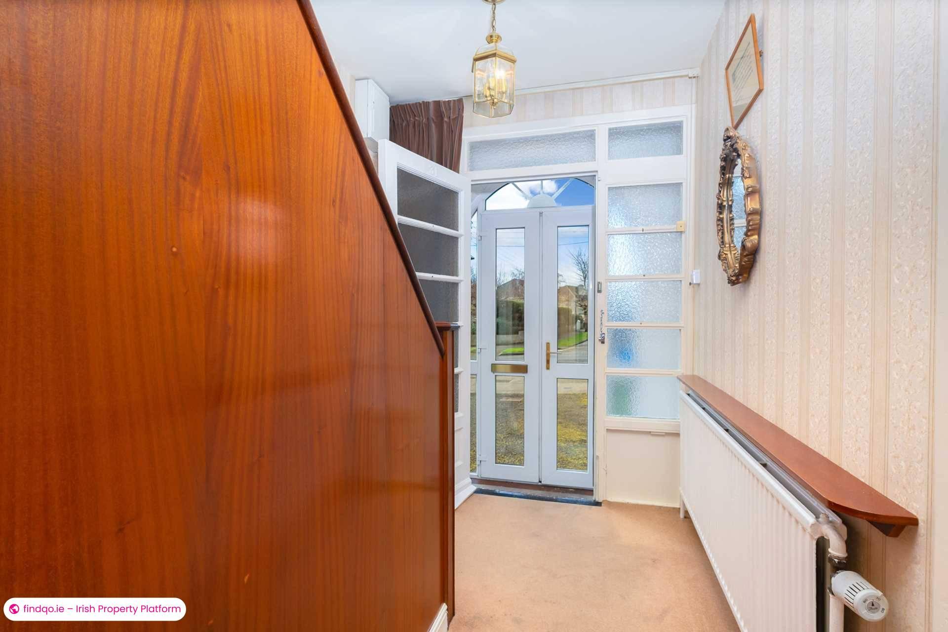 Semi-detached house for Sale in Mount Merrion, Dublin (County)