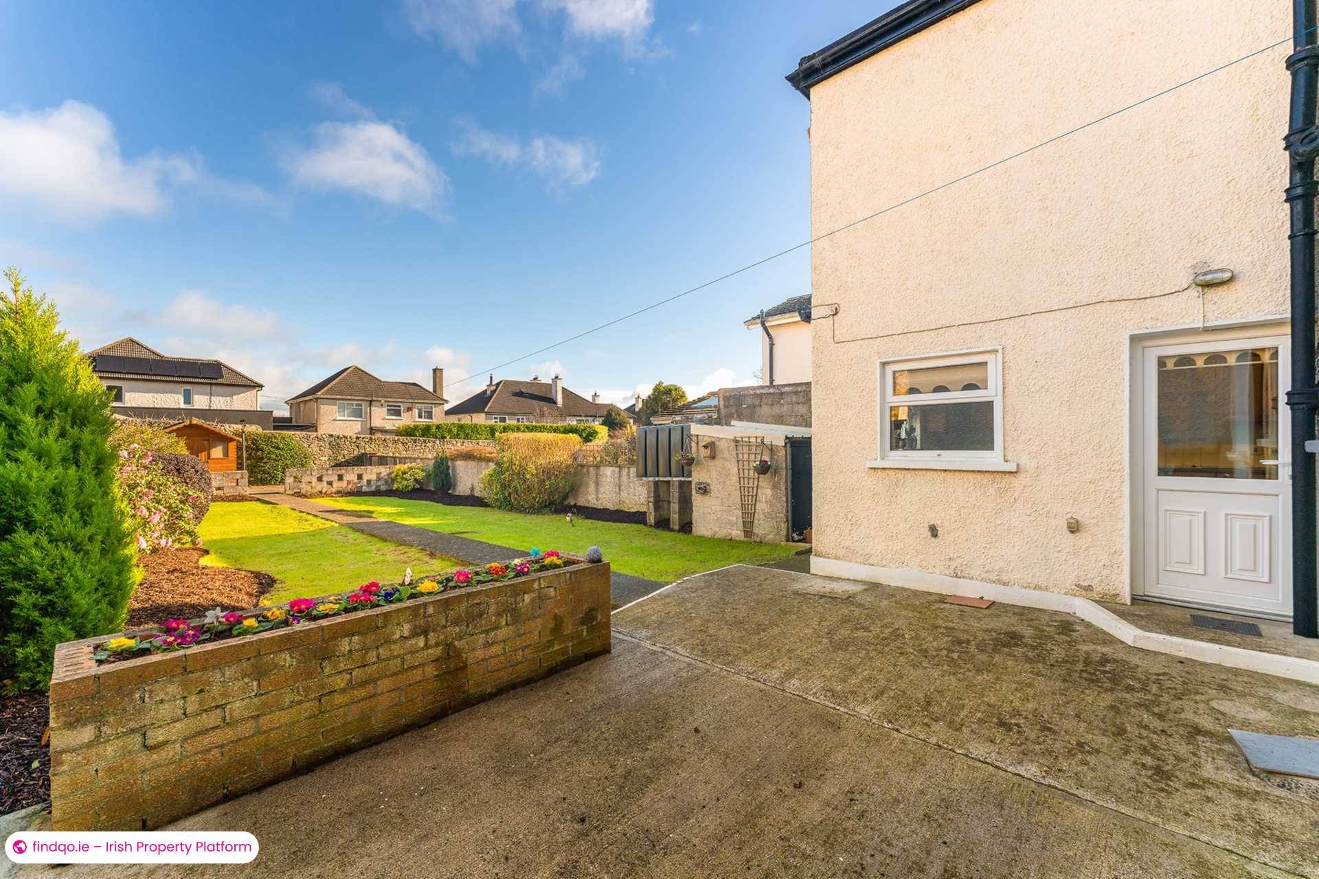 Semi-detached house for Sale in Mount Merrion, Dublin (County)