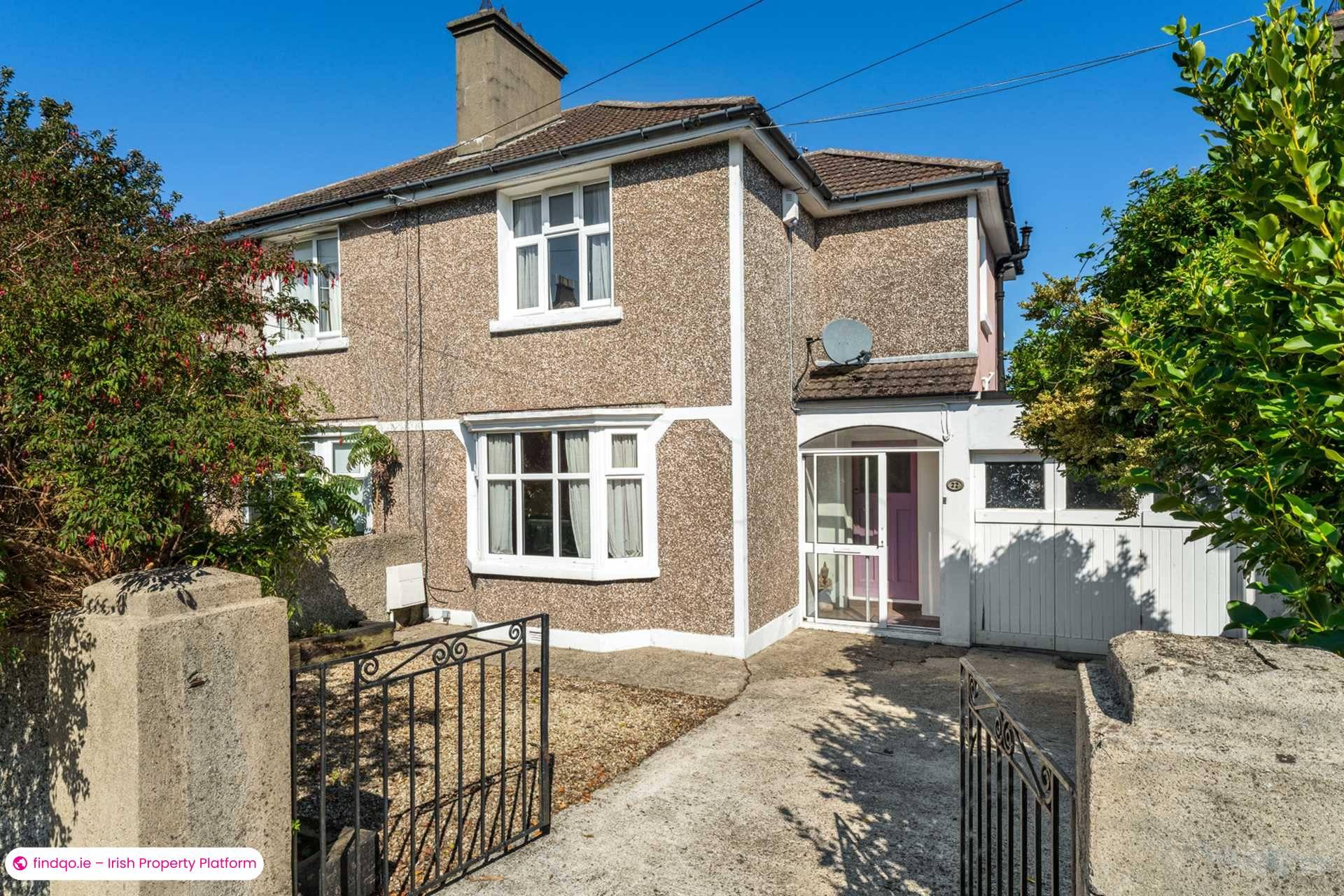 Semi-detached house for Sale in Dun Laoghaire, Dublin (County)