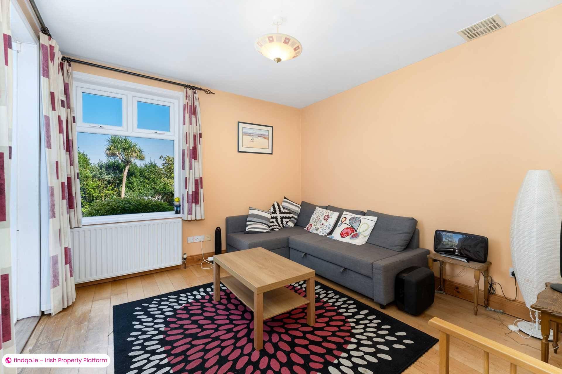 Semi-detached house for Sale in Dun Laoghaire, Dublin (County)