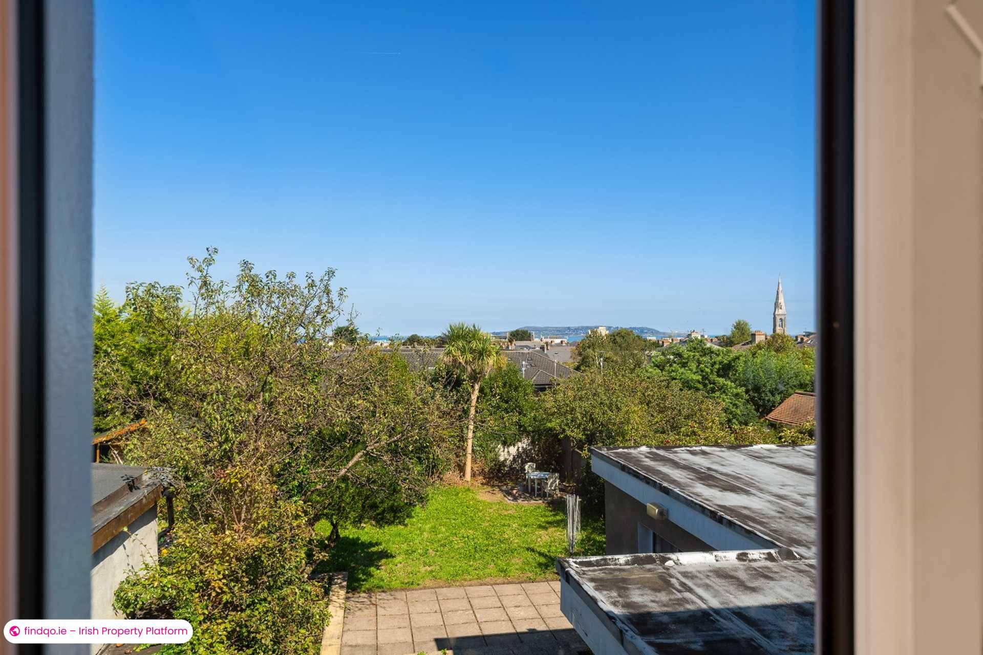 Semi-detached house for Sale in Dun Laoghaire, Dublin (County)