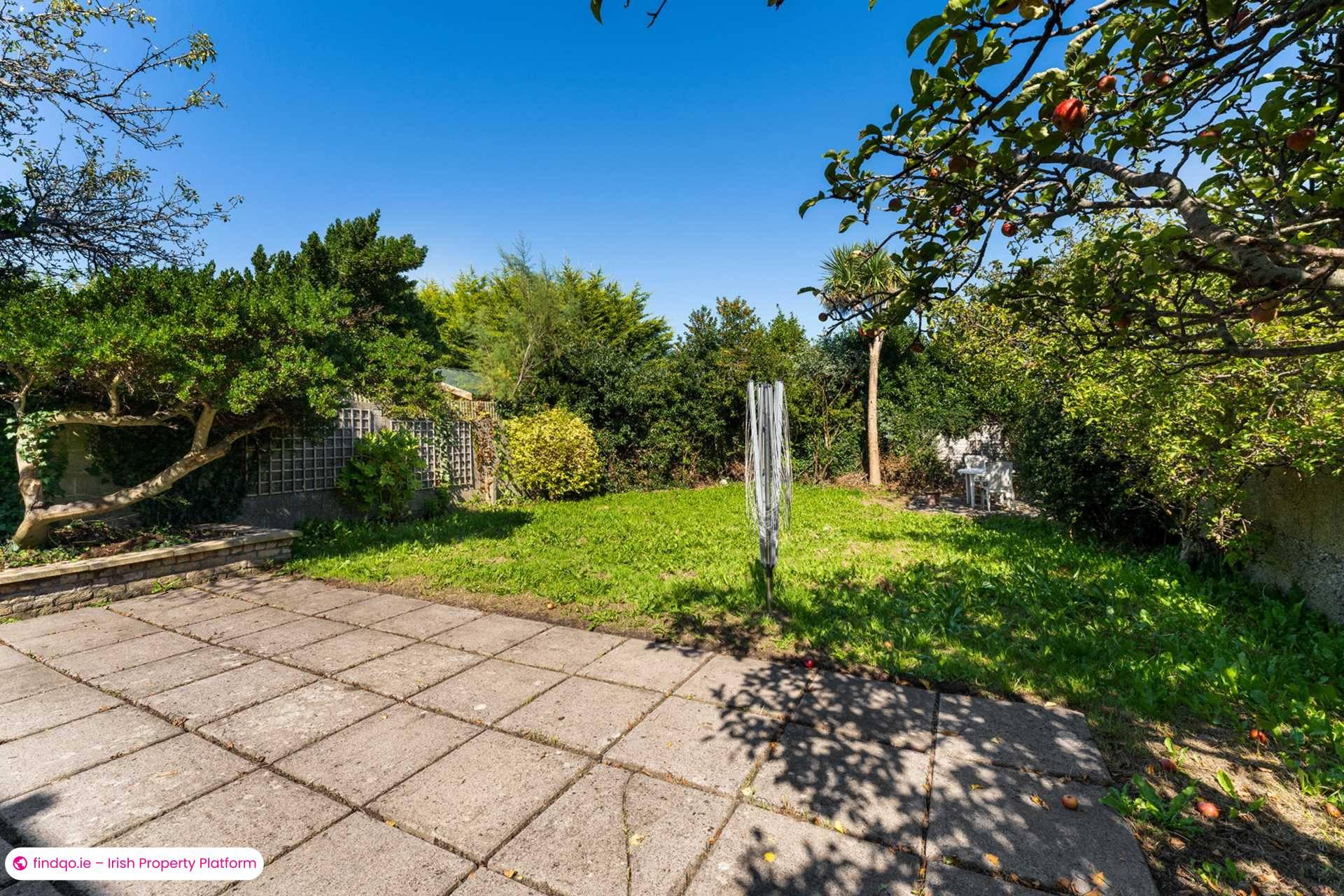 Semi-detached house for Sale in Dun Laoghaire, Dublin (County)