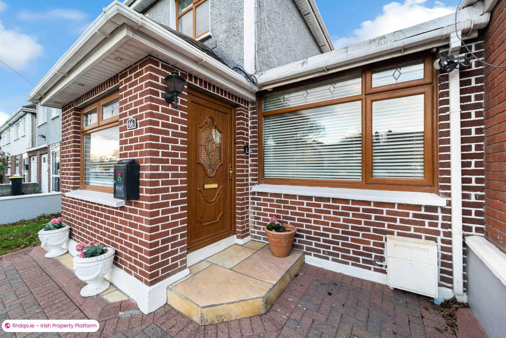Semi-detached house for Sale in Dublin 12