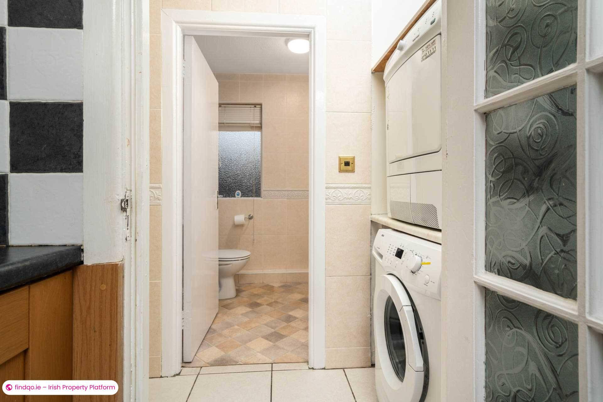 Semi-detached house for Sale in Dublin 12